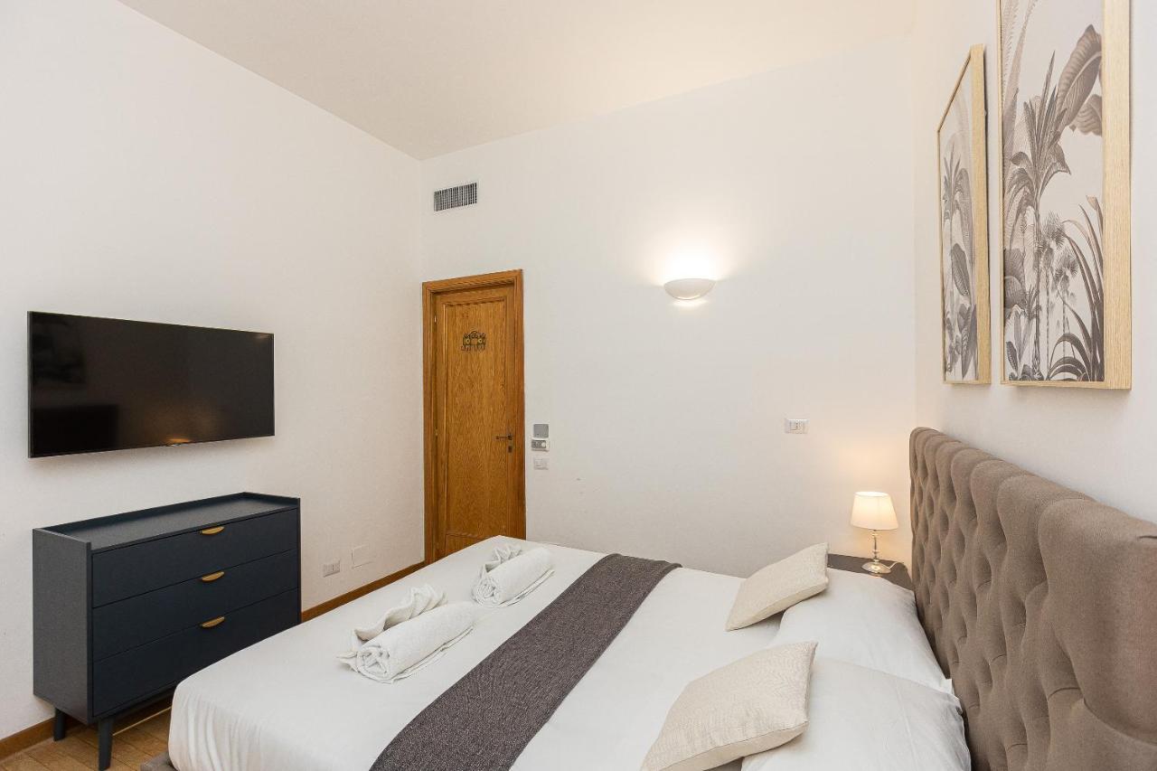 Augusto Imperatore By Rental In Rome Exterior photo